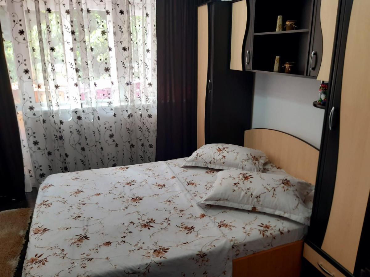 Apartament R&A Lägenhet Orşova Exteriör bild